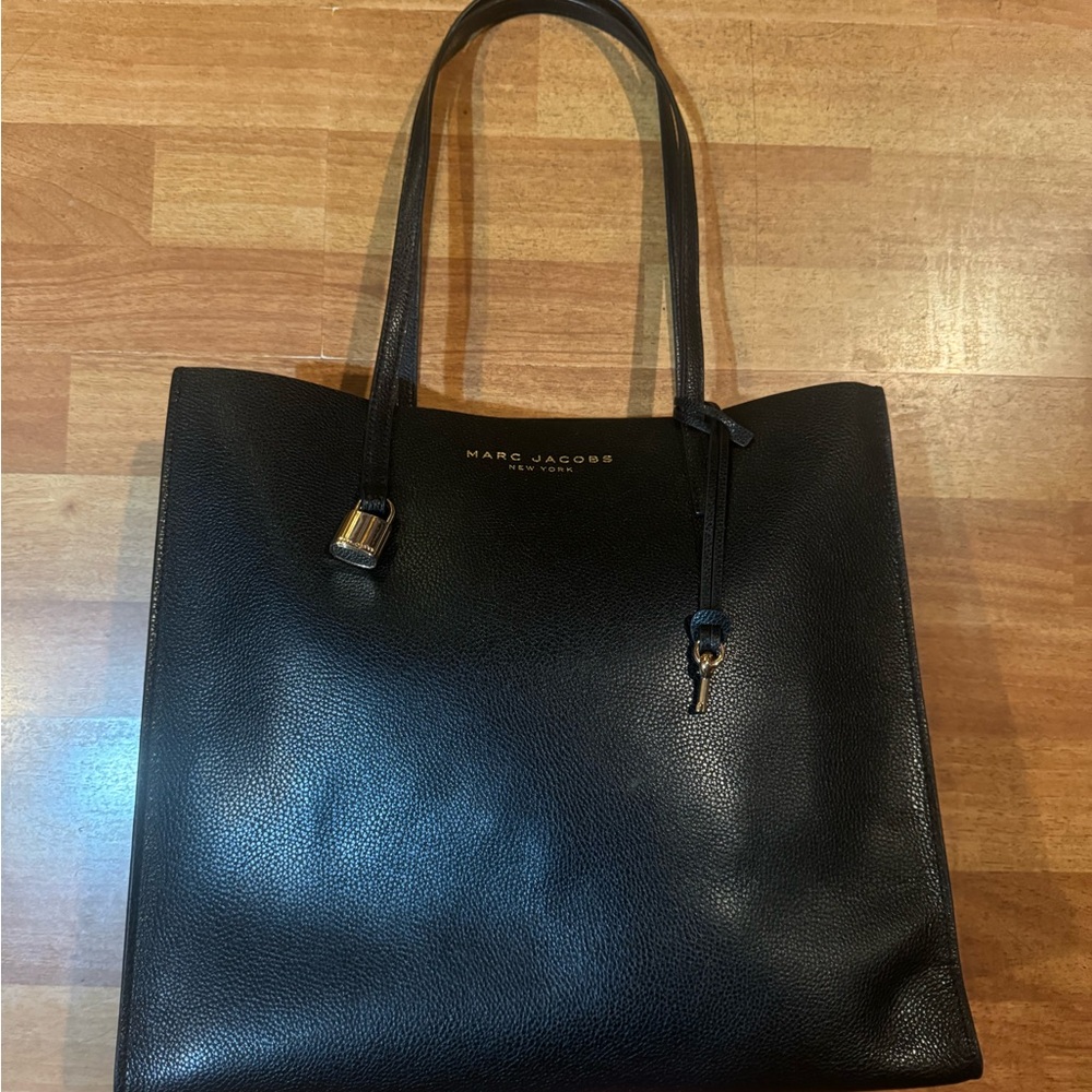 Marc Jacobs The Grind Tote